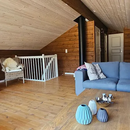 Kvaeven Golfhytte Holiday home *